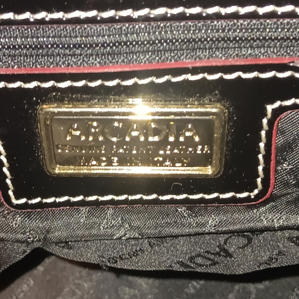 Arcadia Patent Leather Teresa Bag With D Rings And Long Strap - Picture 5 of 5